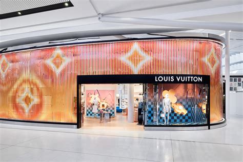 gucci sydney to louis vuitton sydney